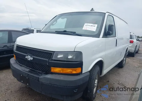2018 Chevrolet Express 2500 Work Van из США, поврежденный, VIN 1GCWGAFP2J1323221